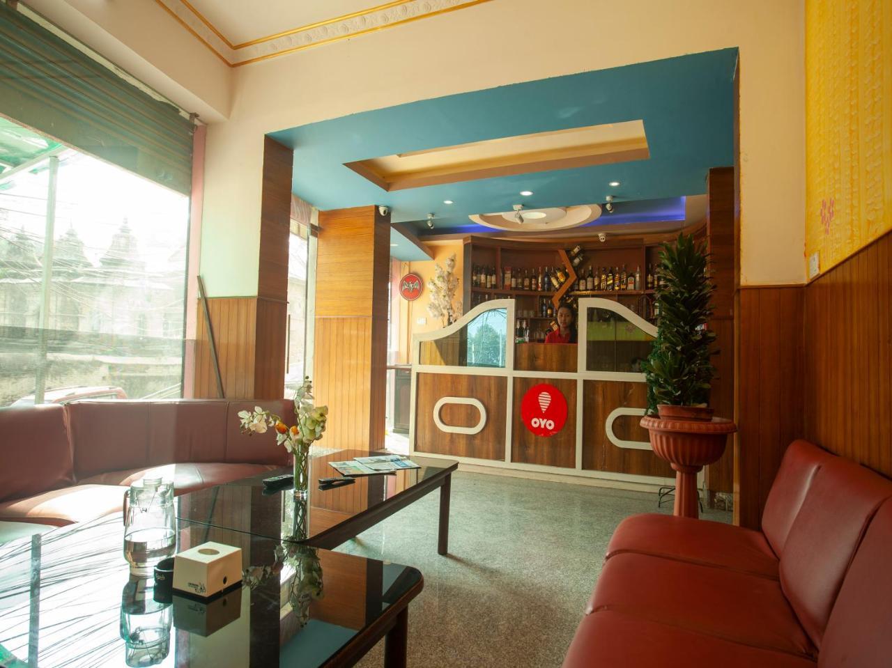Oyo 195 Global Hotel And Resort Katmandu Kültér fotó