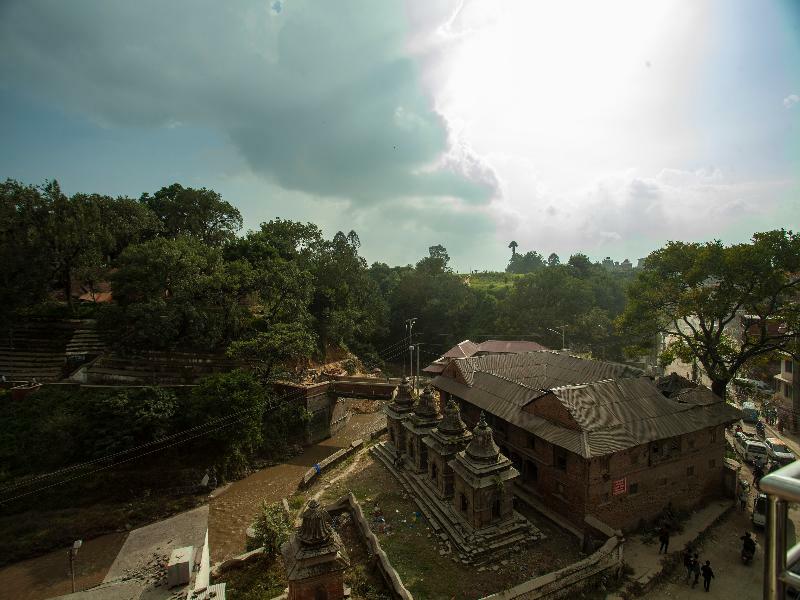 Oyo 195 Global Hotel And Resort Katmandu Kültér fotó